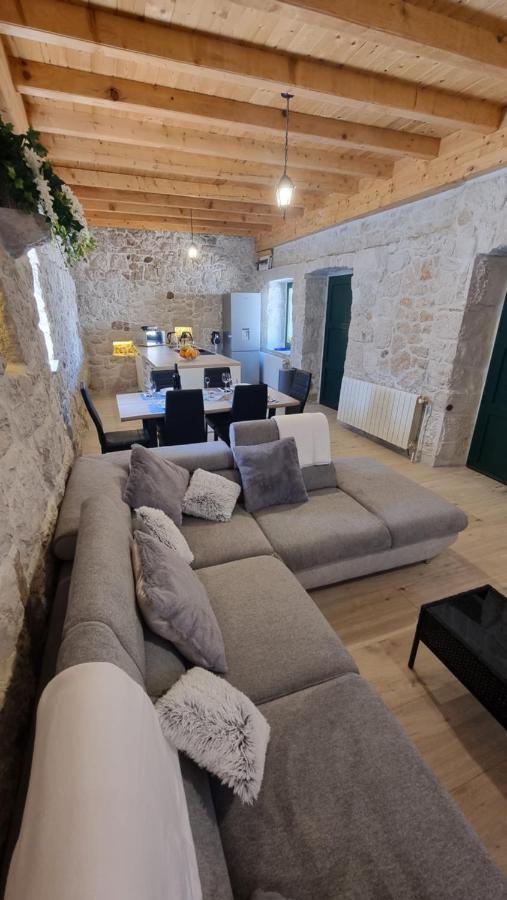 Aga Villa Zagvozd Luaran gambar